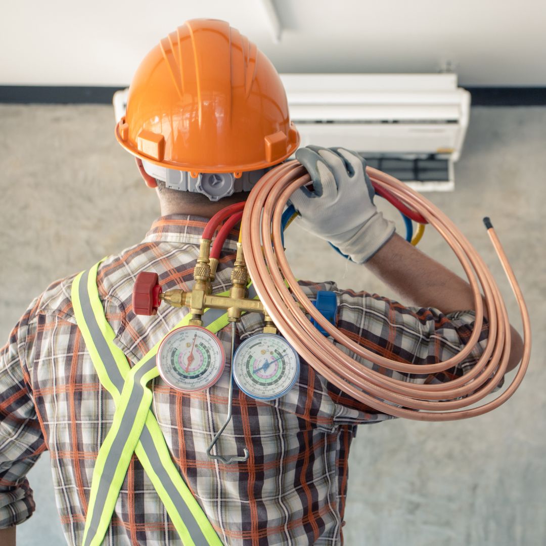 img of an HVAC worker
